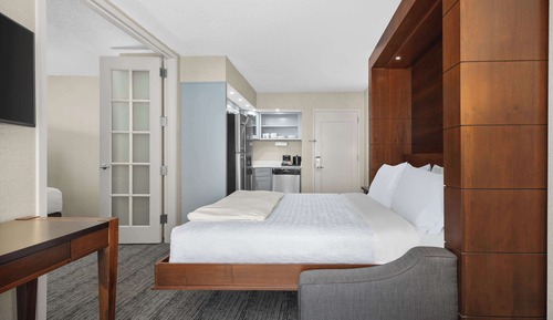 Suite 1 King Bed & Murphy Bed