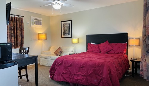 Deluxe Single Room