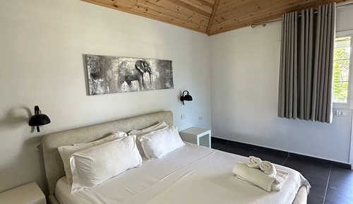 Classic Double Room, Garden View