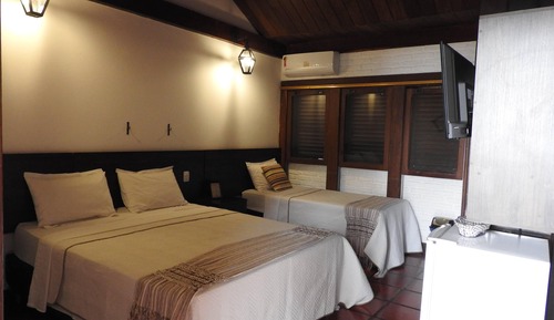 Basic Suite, Multiple Beds, Lake View