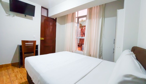 Standard Double Room, 1 Double Bed, Private Bathroom, City View