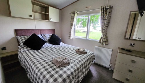 Deluxe Mobile Home