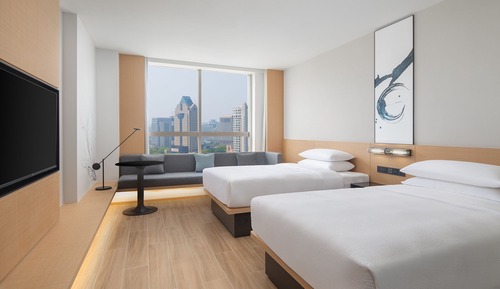 Room, 2 Double Beds, City View