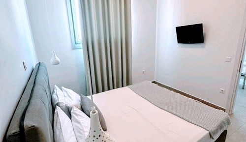 Exclusive Apartment, Garden Area