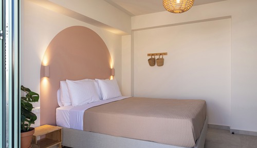 Garden View Family Apartment - 4