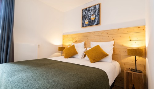3 room apartment cabin 6-8 people premium