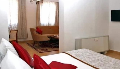 Junior Suite, 1 Bedroom, Terrace, Garden View