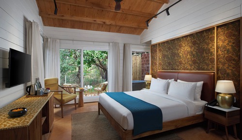 Deluxe Double Room, 1 King Bed,Garden View