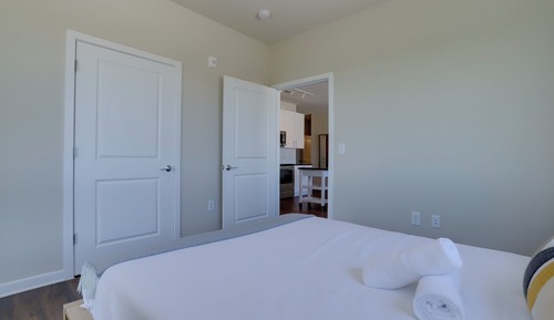 Business Apartment, 3 Bedrooms, Balcony