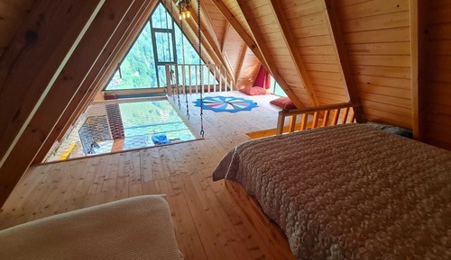 Deluxe Chalet, River View