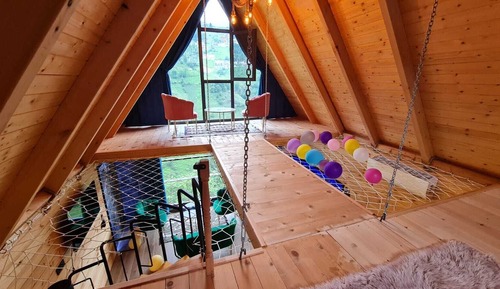 Elite Chalet, River View
