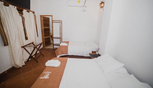 Basic Triple Room