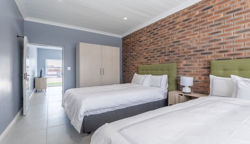 Comfort Twin Room, Pool View