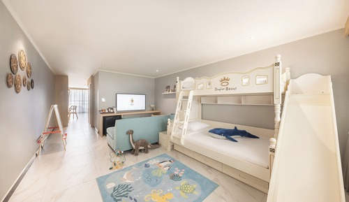 Deluxe Family Seaview