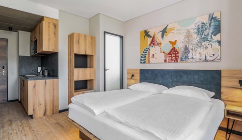 Double Room, Non Smoking, Kitchenette (French Bed)