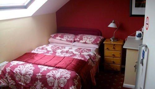Single Room, Shared Bathroom