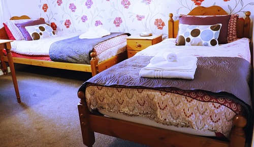 Twin Room, Ensuite