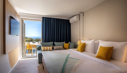 Superior Room for 2+1 balcony