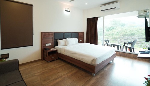 Luxury Room With Balcony