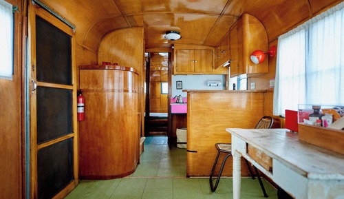 Large Trailer