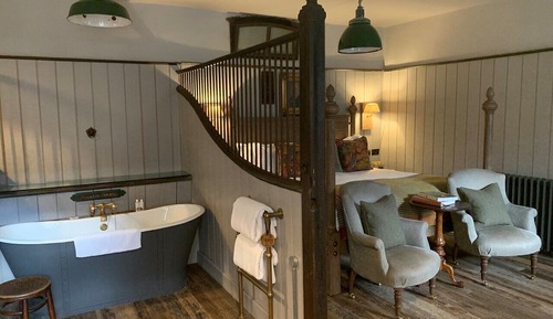 The Horsebox (Hideaway)