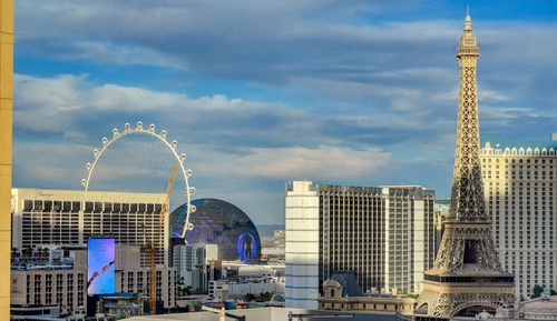 Exclusive Studio Suite, 1 King Bed with Sofa bed, Non Smoking, City View