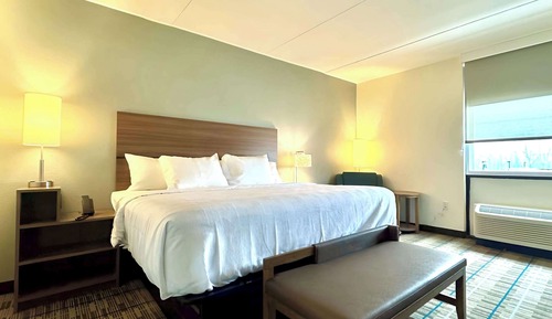 Room, 1 King Bed, Non Smoking (Efficiency)