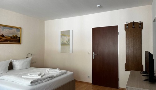 Family Room, 2 Bedrooms