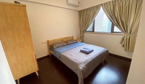 Luxury Apartment, 3 Bedrooms, 2 Bathrooms, Pool View