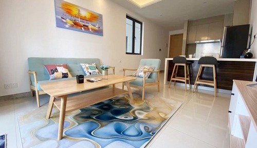 Luxury Apartment, 1 King Bed, Balcony, Courtyard View