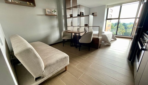 Senior Apartment (EE02I)