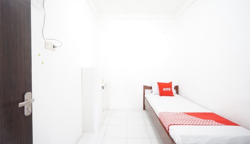 Basic Single Room