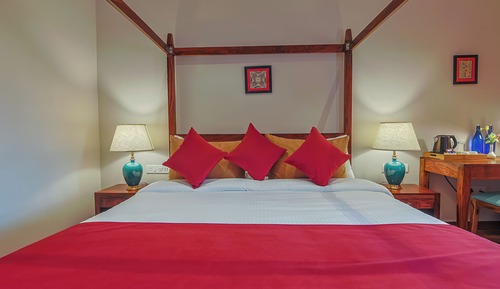 Luxury Room, Pool View