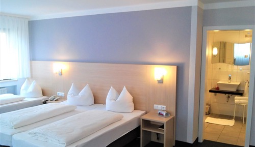 Triple Room