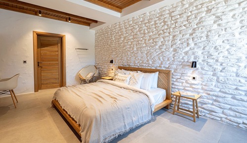 Room 112 - Deluxe Standart Oda