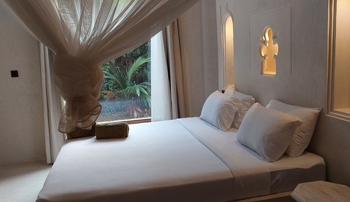Exclusive Villa, 3 Bedrooms, Partial Ocean View, Sea Facing