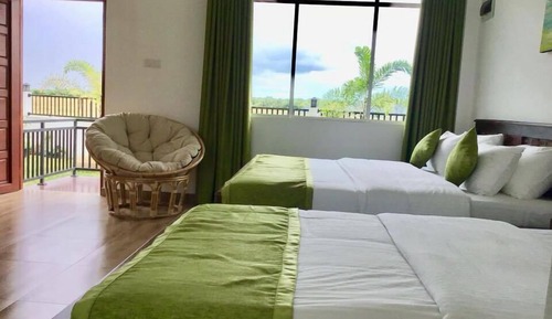 Deluxe Triple Room