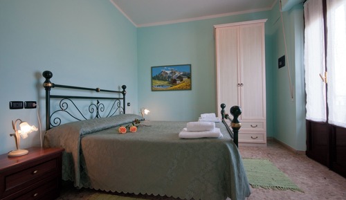 Economy Room, 1 Double Bed, Non Smoking, Courtyard Area
