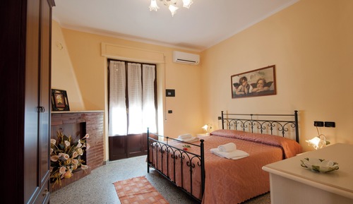 Economy Room, 1 Double Bed, Non Smoking, Courtyard Area