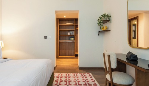 Premier Apartment, 3 Bedrooms, City View