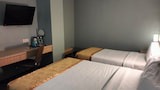 Standard Quadruple Room, Non Smoking, Private Bathroom