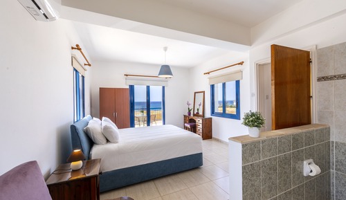 3 Bedroom Villa with Sea View and Private Swimming Pool