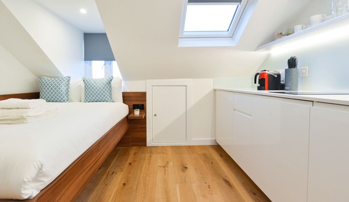 Lower Ground Floor One Bedroom Apartment