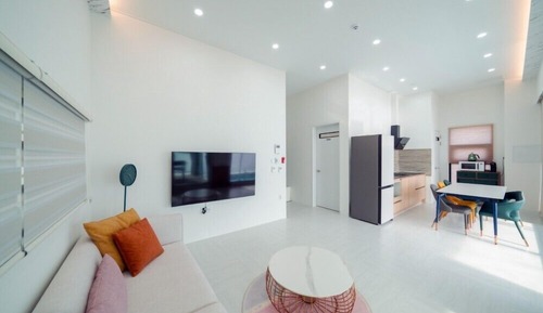 Room (A301)