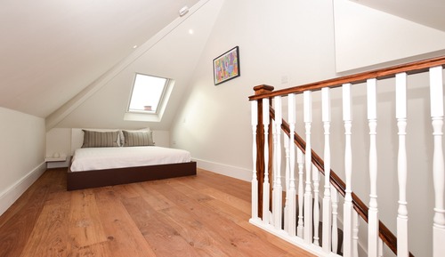 Split Level Deluxe Studio Apartment