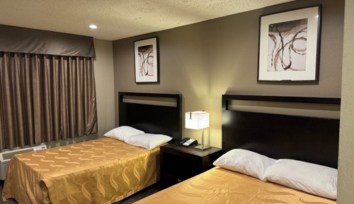 Standard Room, 2 Double Beds, Non Smoking