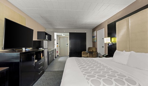 Standard Room, 1 King Bed, Non Smoking