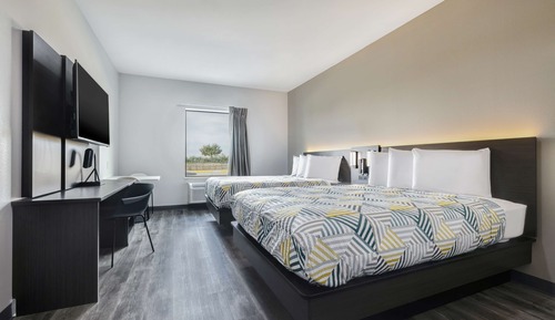 Standard Room, 2 Queen Beds, Non Smoking