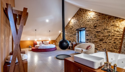 Premium Suite