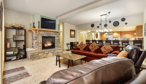 Condo, 3 Bedrooms